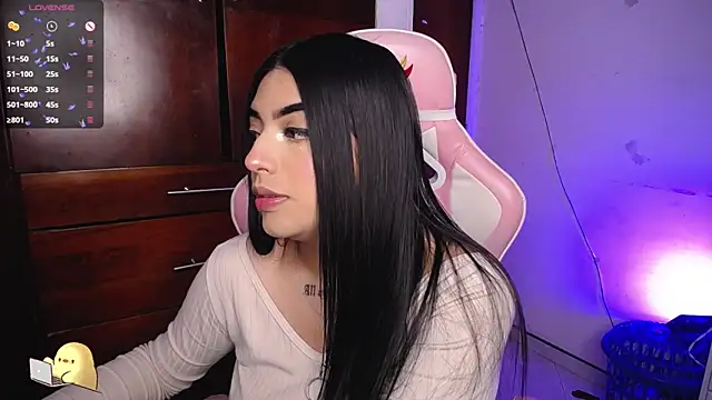 eva six online show from 7, 11, 2025