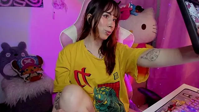 Waifu Aika online show from 21, 10, 2025