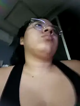 Snapshot of DanelyLopez chatting on 5, 2, 2026 DanelyLopez online show from 5, 2, 2026