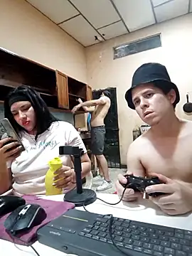 Snapshot of DanelyLopez chatting on 14, 2, 2026 DanelyLopez online show from 14, 2, 2026