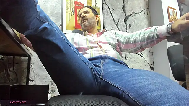 Maxi TheBigDaddy online show from 4, 2, 2026