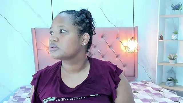 Belle Brunette online show from 4, 10, 2025