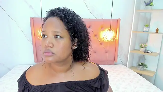 Belle Brunette online show from 15, 10, 2025