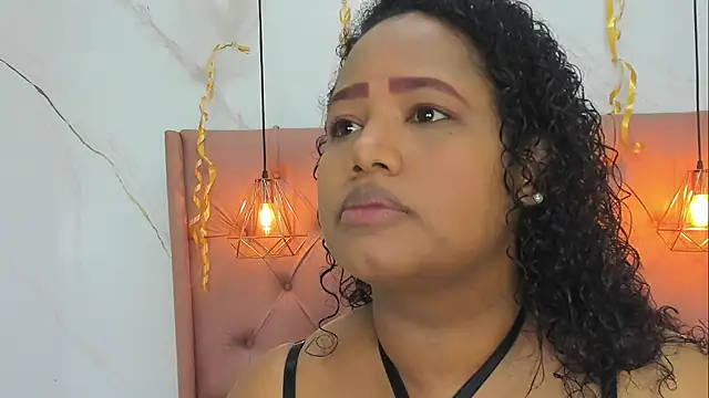 Snapshot of Belle_Brunette chatting on 25, 4, 2026 Belle Brunette online show from 25, 4, 2026