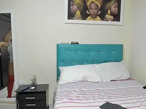 Snapshot of megan-hotxx chatting on 30, 9, 2025 megan-hotxx online show from 30, 9, 2025