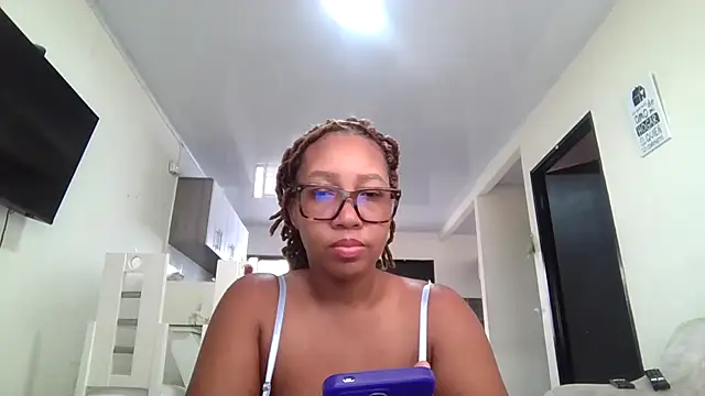 Snapshot of megan-hotxx chatting on 26, 3, 2026 megan-hotxx online show from 26, 3, 2026