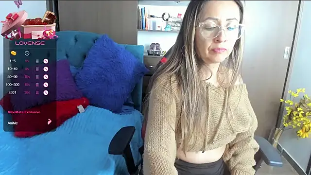 Snapshot of valeria_teiku chatting on 8, 3, 2025 valeria teiku online show from 8, 3, 2025