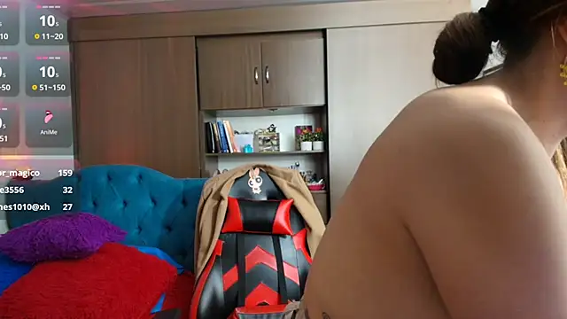 Snapshot of valeria_teiku chatting on 10, 11, 2025 valeria teiku online show from 10, 11, 2025