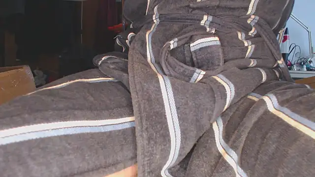 Snapshot of cullender@xh chatting on 8, 3, 2026 cullenderxh online show from 8, 3, 2026