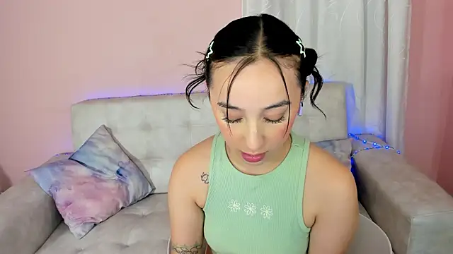 tinysara online show from 6, 2, 2025