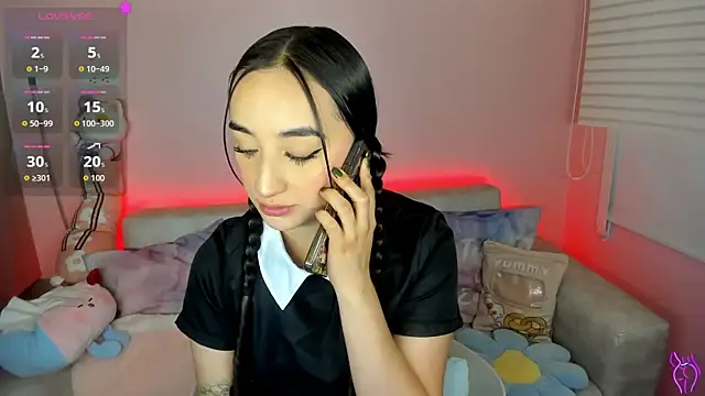 tinysara online show from 6, 3, 2026