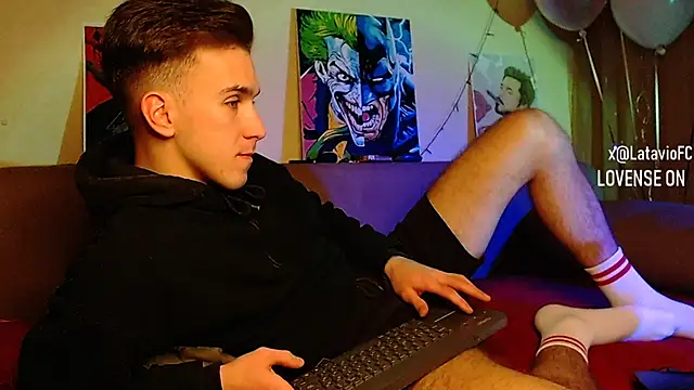 Snapshot of Midnighter_ chatting on 7, 12, 2024 Midnighter  online show from 7, 12, 2024