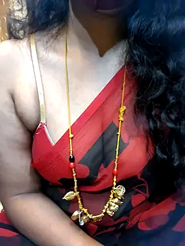 tuttifrutti17 online show from 10, 2, 2026