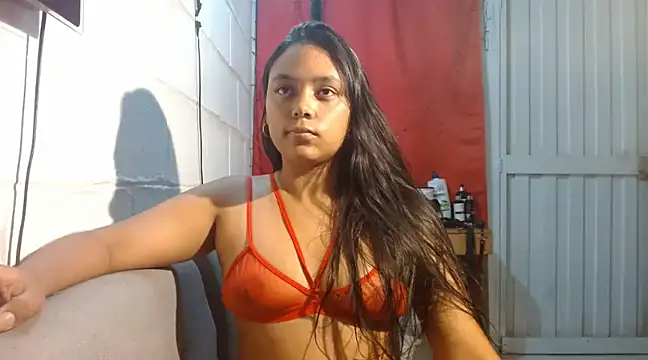 Snapshot of Chiara_petterson chatting on 18, 1, 2025 Chiara petterson online show from 18, 1, 2025