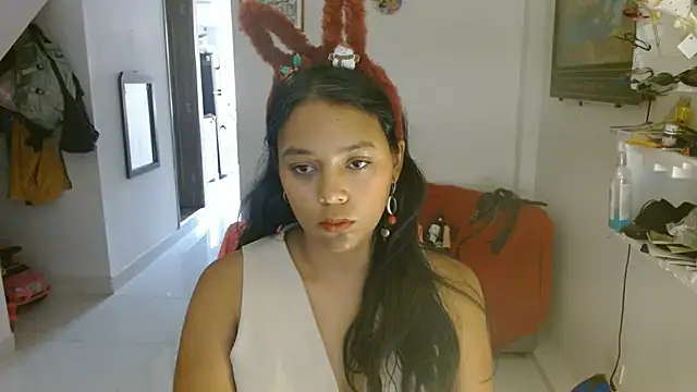 Snapshot of Chiara_petterson chatting on 14, 12, 2025 Chiara petterson online show from 14, 12, 2025