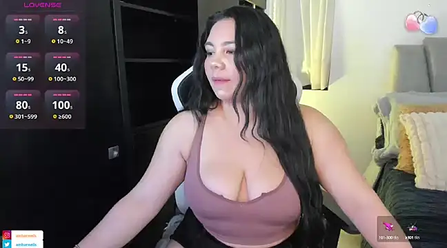 ambar-wells online show from 16, 2, 2025