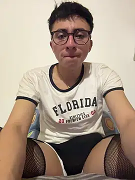 CamiRojas boy online show from 27, 3, 2026