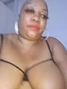 Snapshot of QUEENxJESSI chatting on 25, 2, 2025 QUEENxJESSI online show from 25, 2, 2025