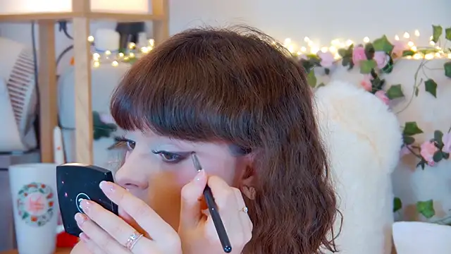 ElisabethDavis online show from 4, 3, 2026