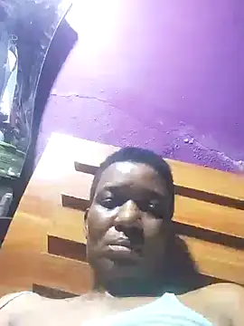 Snapshot of Hailey_BaileyXYZ chatting on 7, 2, 2025 Hailey BaileyXYZ online show from 7, 2, 2025