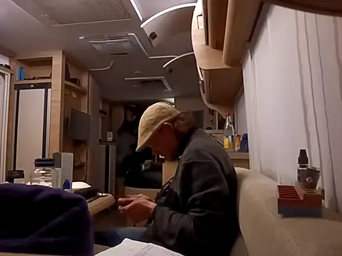 Snapshot of Ebinator666 chatting on 23, 9, 2025 Ebinator666 online show from 23, 9, 2025