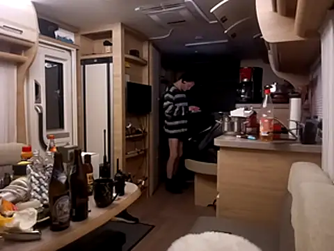 Snapshot of Ebinator666 chatting on 27, 11, 2025 Ebinator666 online show from 27, 11, 2025