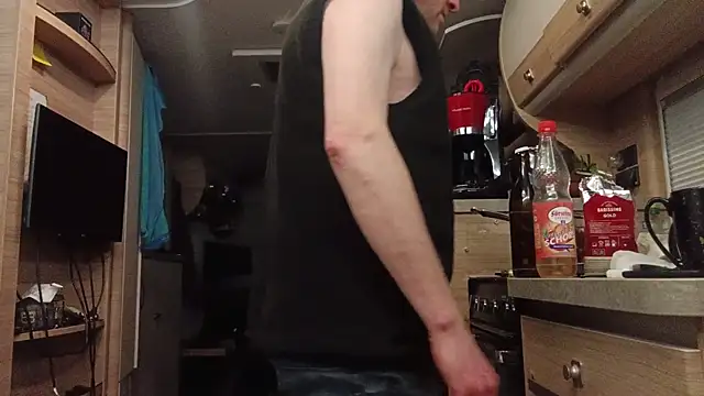 Snapshot of Ebinator666 chatting on 30, 11, 2025 Ebinator666 online show from 30, 11, 2025