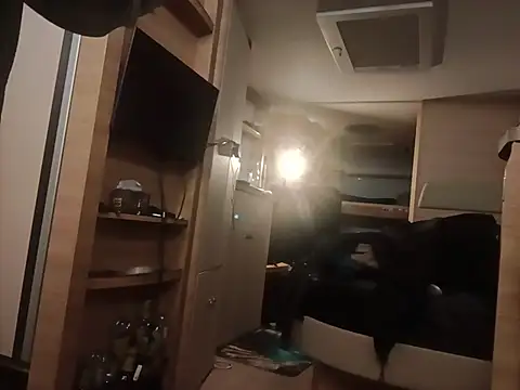 Snapshot of Ebinator666 chatting on 17, 12, 2025 Ebinator666 online show from 17, 12, 2025