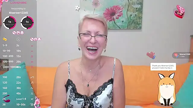 Snapshot of iamyourdream89 chatting on 6, 12, 2024 iamyourdream89 online show from 6, 12, 2024