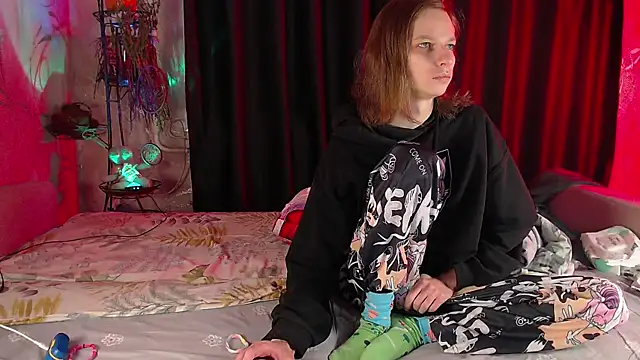 Snapshot of Frank_Fraer chatting on 2, 1, 2025 Frank Fraer online show from 2, 1, 2025