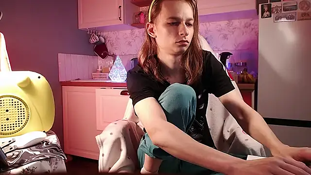 Snapshot of Frank_Fraer chatting on 22, 9, 2025 Frank Fraer online show from 22, 9, 2025