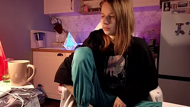 Snapshot of Frank_Fraer chatting on 27, 9, 2025 Frank Fraer online show from 27, 9, 2025