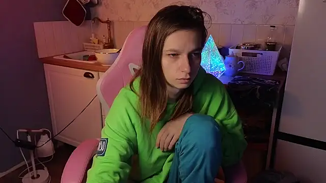 Snapshot of Frank_Fraer chatting on 4, 10, 2025 Frank Fraer online show from 4, 10, 2025