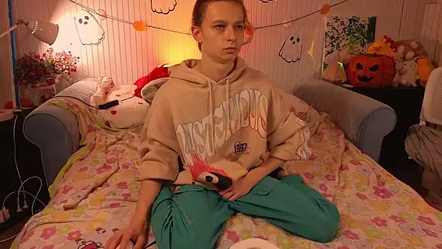 Snapshot of Frank_Fraer chatting on 25, 10, 2025 Frank Fraer online show from 25, 10, 2025