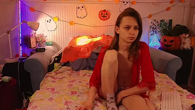 Snapshot of Frank_Fraer chatting on 29, 10, 2025 Frank Fraer online show from 29, 10, 2025