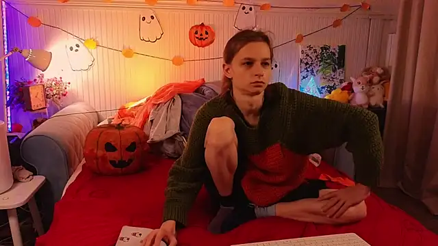 Snapshot of Frank_Fraer chatting on 31, 10, 2025 Frank Fraer online show from 31, 10, 2025