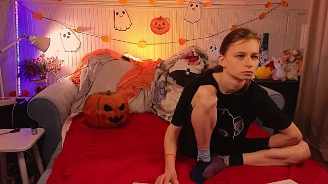 Snapshot of Frank_Fraer chatting on 1, 11, 2025 Frank Fraer online show from 1, 11, 2025