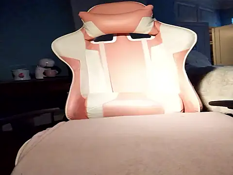 Snapshot of Thepanthera chatting on 7, 10, 2025 Thepanthera online show from 7, 10, 2025