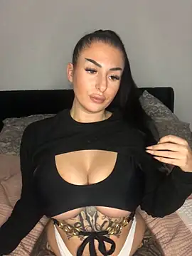 Mia-Bremer online show from 20, 12, 2025