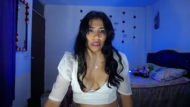 Snapshot of pinky_violeta chatting on 11, 3, 2025 pinky violeta online show from 11, 3, 2025