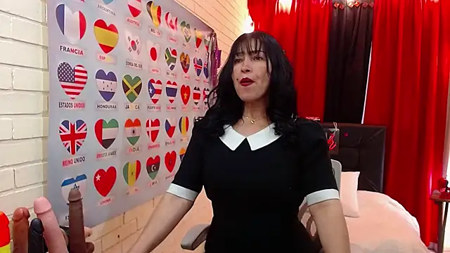 Sarah teiku online show from 10, 11, 2025