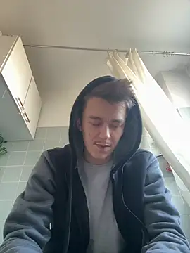 Toyjungee online show from 3, 1, 2025