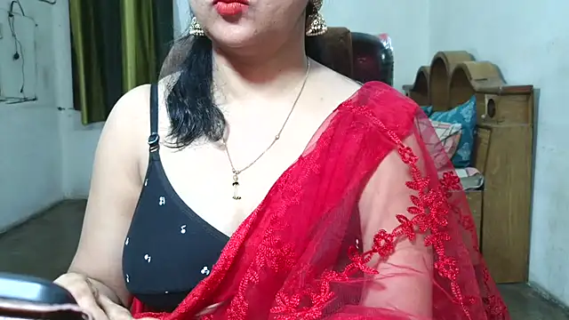 Snapshot of Cute_Mahi22 chatting on 17, 10, 2025 Cute Mahi22 online show from 17, 10, 2025