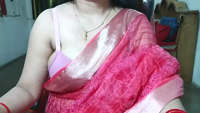 Snapshot of Cute_Mahi22 chatting on 21, 10, 2025 Cute Mahi22 online show from 21, 10, 2025