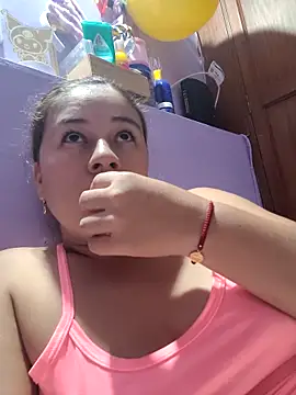 Snapshot of selena_gomez2 chatting on 19, 10, 2025 selena gomez2 online show from 19, 10, 2025