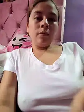 Snapshot of selena_gomez2 chatting on 5, 11, 2025 selena gomez2 online show from 5, 11, 2025