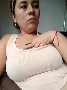 Snapshot of selena_gomez2 chatting on 26, 2, 2026 selena gomez2 online show from 26, 2, 2026