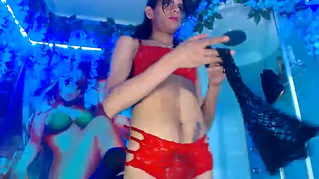 Snapshot of alessa_brown74 chatting on 6, 2, 2025 alessa brown74 online show from 6, 2, 2025