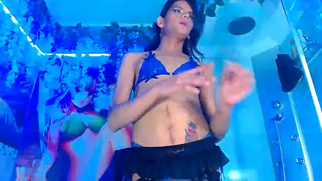 Snapshot of alessa_brown74 chatting on 10, 2, 2025 alessa brown74 online show from 10, 2, 2025