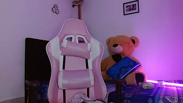 Dakota bumm online show from 13, 11, 2025